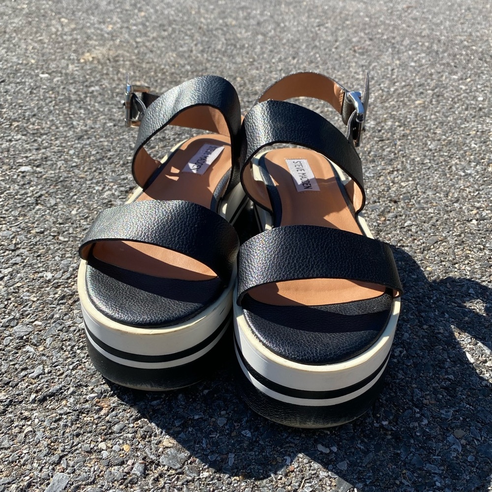 Steve Madden black leather platform sandals